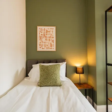 Charles House By Horizon Apartament